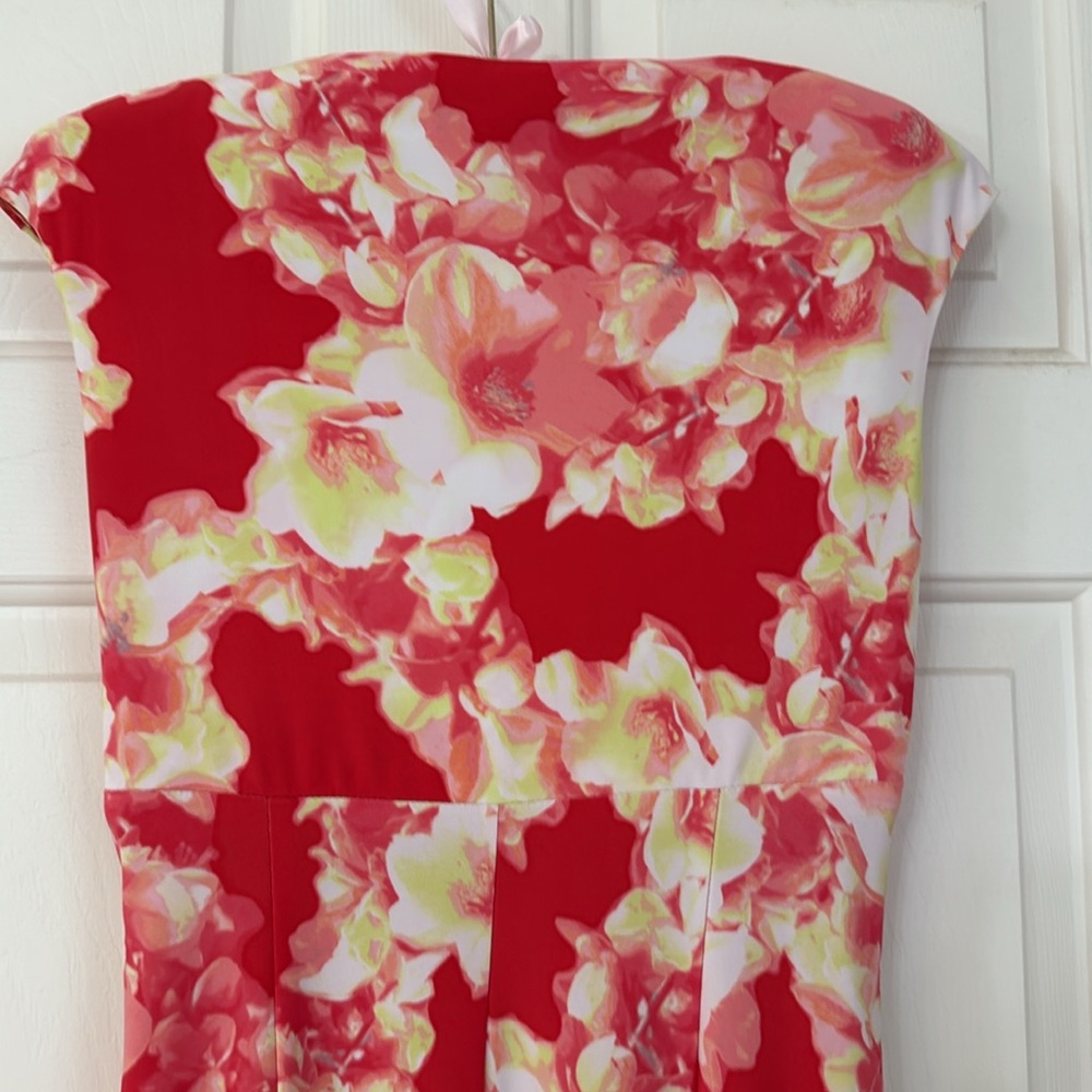 ♥️Lauren Ralph Lauren v neck dress melon, yellow, and white floral size 2 EUC - Picture 6 of 6